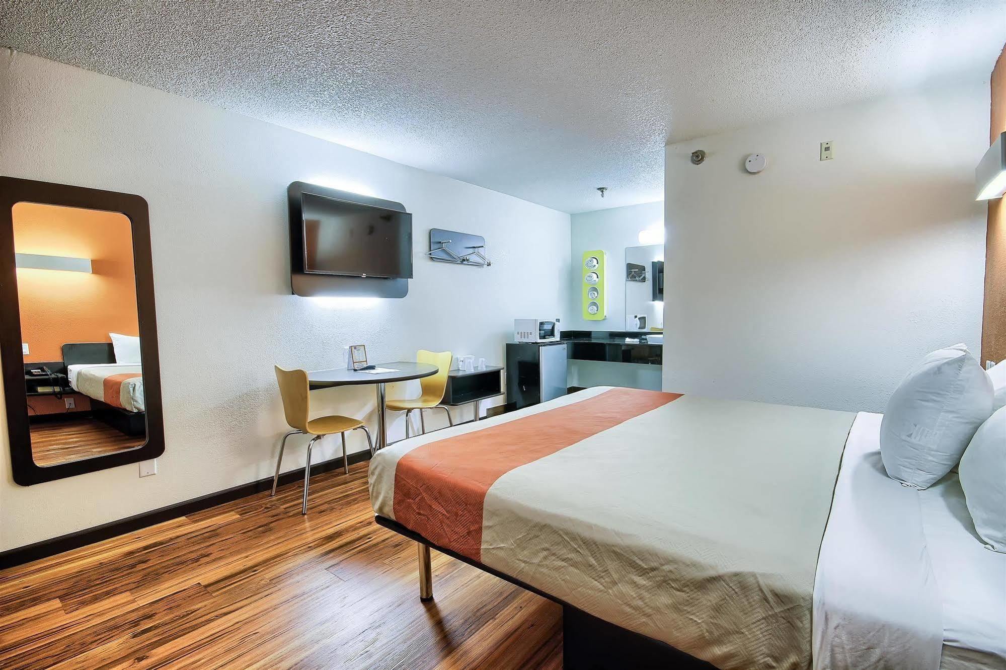 Motel 6-Columbus, Oh - West Zewnętrze zdjęcie